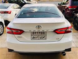 تۆیۆتا کامری